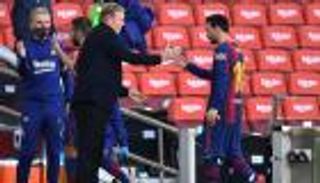"له مطلق الحرية".. كومان يفتح الباب أمام رحيل ميسي عن برشلونة