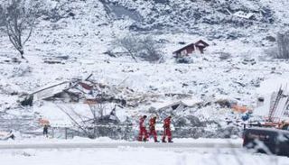 انهيار أرضي بالنرويج 