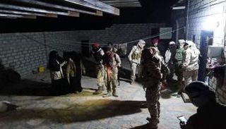 جانب من مداهمة الأمن اليمني لأوكار التنظيم الإرهابي بحضرموت