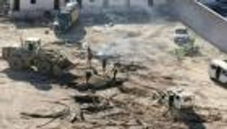 بالصور.. مليشيات طرابلس تسرق أسلاك الكهرباء لإغراق الليبيين في الظلام