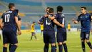 الدوري المصري.. بيراميدز يعاني بين أخطاء إكرامي وتوتر رمضان صبحي