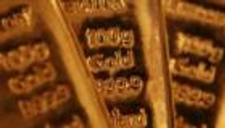 أسعار الذهب اليوم.. قيود كورونا تقفز بالمعدن الثمين لذروة 8 أسابيع