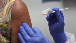 مسؤولون أمريكيون يؤكدون أن معظم جرعات لقاح كورونا لم تُستخدم