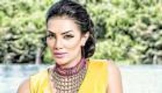 حورية فرغلي باكية: فقدت ثقتي بنفسي كامرأة وممثلة