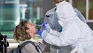 15 ألف إصابة جديدة بكورونا في إيطاليا.. وقفزة بالوفيات