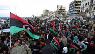الليبيون يخرجون من وقت لآخر في مظاهرات ضد الفساد