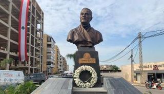 نصب للإرهابي الإيراني قاسم سليماني في لبنان