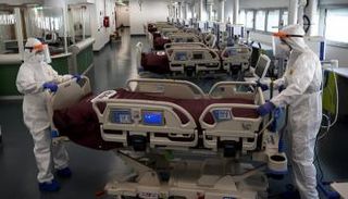 إعادة فتح مستشفى ميداني في لندن لسد عجز في عدد أسرة المستشفيات- أرشيفية