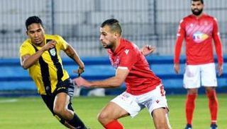 المقاولون العرب أمام النجم الساحلي