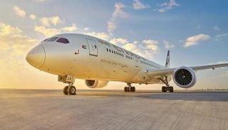 طائرة تتبع شركة الاتحاد للطيران