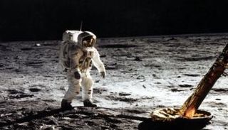 رائد فضاء - أرشيفية