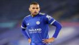 شرط وحيد يفصل إسلام سليماني عن الهروب من سجن ليستر سيتي