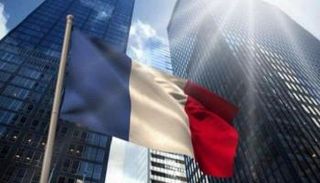 علم فرنسا - أرشيفية