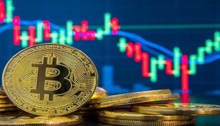 بيتكوين تواصل التحليق