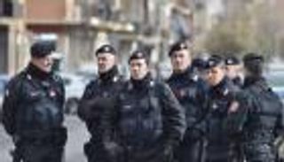 البحث عن ضحايا بعد انهيار موقف سيارات في نابولي