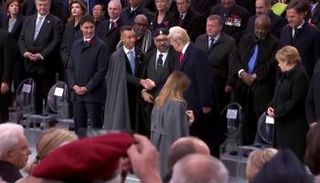 صورة تجمع ترامب والملك محمد السادس وولي عهده