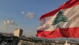 بنوك تعاني وخزائن في البيوت.. لبنان "الميؤوس منه"