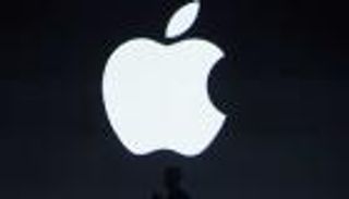 هاتف غيّر العالم.. رحلة آيفون في 14 عاما