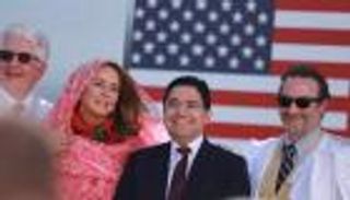 "دراعية الصحراء" رسالة مغربية مطرزة توشح الدبلوماسية الأمريكية