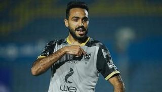 محمود عبدالمنعم "كهربا" لاعب الأهلي المصري