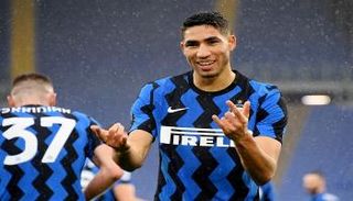 أشرف حكيمي لاعب إنتر ميلان