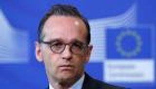 "خطة مارشال للديمقراطية" بأمريكا.. عاصفة انتقادات لوزير ألماني