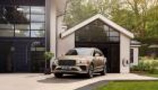 الربيع موعد انطلاق أيقونة "بنتلي" بإطلالة مميزة.. Bentayga الهجين