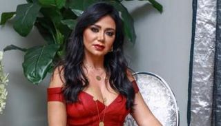 الفنانة رانيا يوسف