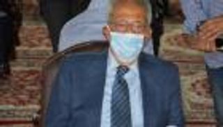 السياسي المصري عمرو موسى يناشد محبيه الدعاء له