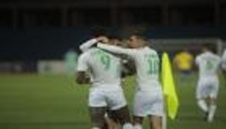 البطولة العربية.. الرجاء يخطف بطاقة النهائي بثلاثية في الإسماعيلي