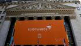 وول ستريت تزدهر قبل موسم الأرباح والتحفيز الجديد