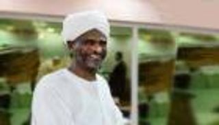 السوداني عبد الباسط حمزة وأسامة بن لادن.. علاقة سرية مشبوهة