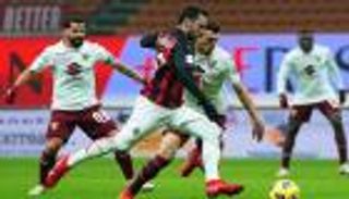 مشاركة نادرة تقود ميلان لربع نهائي كأس إيطاليا 