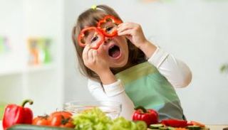 الفواكه والخضراوات تحافظ على قوة الإبصار