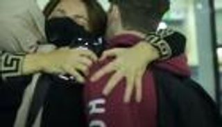 فيديو.. أول مقابلة منذ 5 أعوام.. سوزان نجم الدين تبكي مع أولادها