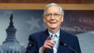 زعيم الجمهوريين بـ"الشيوخ الأمريكي": ترامب يستحق العزل