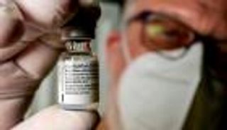 ماذا تعرفون عن طفرة كورونا "الهاربة"؟ وما علاقتها باللقاحات؟