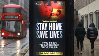بريطانيا تواجه طفرة إصابات بالسلالة الجديدة من كورونا