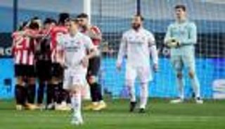 انقلاب في غرفة الملابس.. زيدان في قفص اتهام لاعبي ريال مدريد
