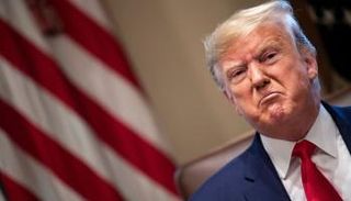 الرئيس الأمريكي المنتهية ولايته دونالد ترامب