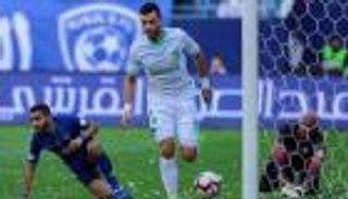 الأهلي ضد الهلال.. التاريخي عمر السومة يهدد "الزعيم" بدستة أهداف