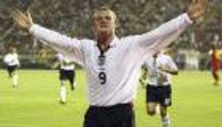 ما لا تعرفه عن واين روني.. ملك الأرقام وهداف الإنجليز