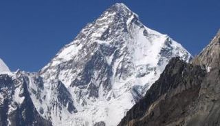 وفاة متسلق جبال إسباني شهير في محاولة لتسلق جبل 