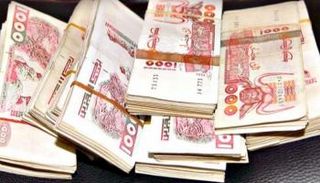 سعر الدولار واليورو في الجزائر اليوم