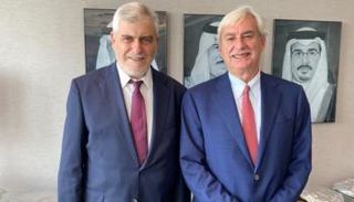 جانب من التوقيع على المذكرة