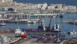 الجزائر تفقد 40% من إيراداتها النفطية في 2020