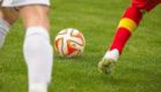 واقعة استثنائية.. لاعب برازيلي يتعرف على كورونا في الملعب