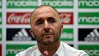 "أعشق الجزائر".. نجم صاعد جديد يغازل جمال بلماضي