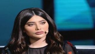 الفنانة السورية إنجي خوري