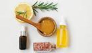 إنفوجراف.. 8 فوائد لعسل المانوكا